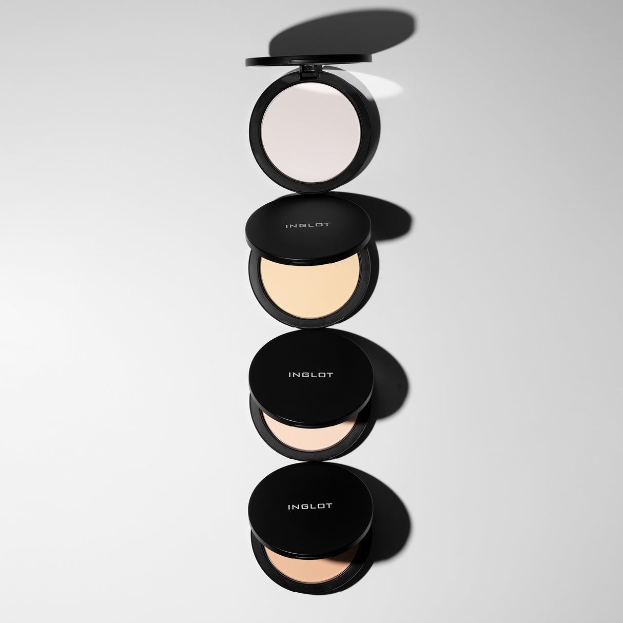 Freedom System Mattifying Pressed Powder 3S Round