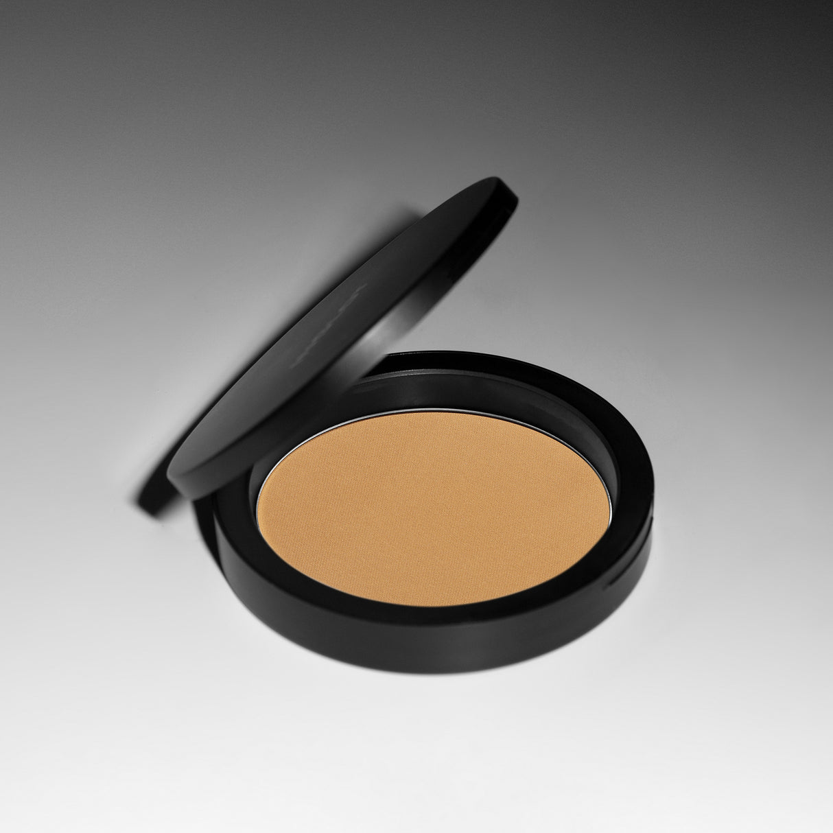 Freedom System Satin Skin Pressed Powder