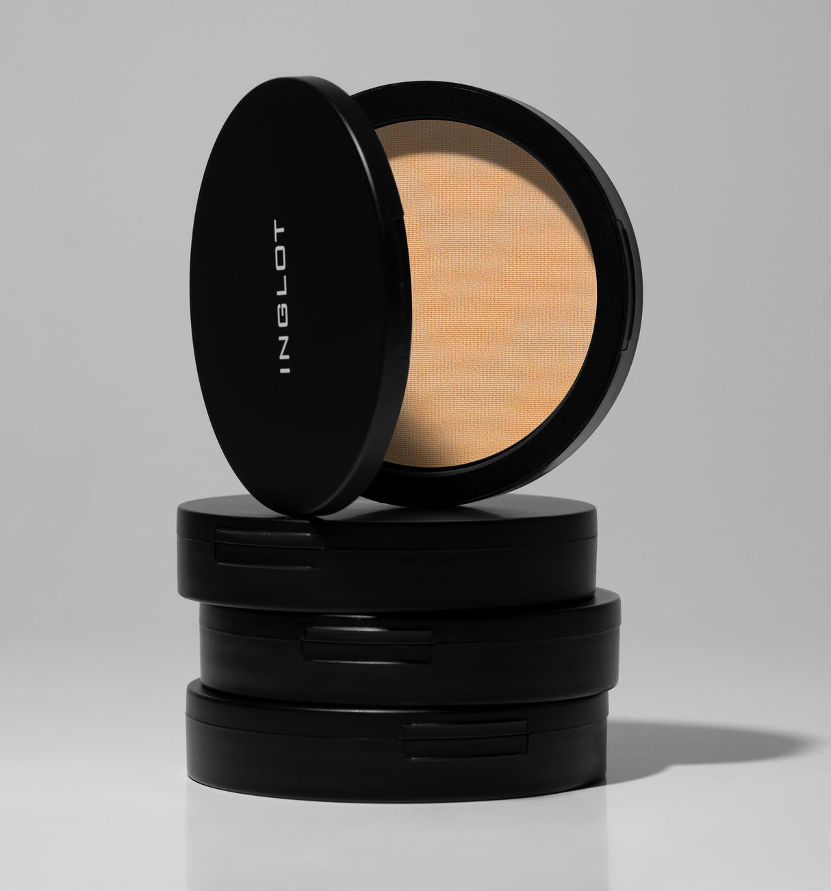 Freedom System Satin Skin Pressed Powder