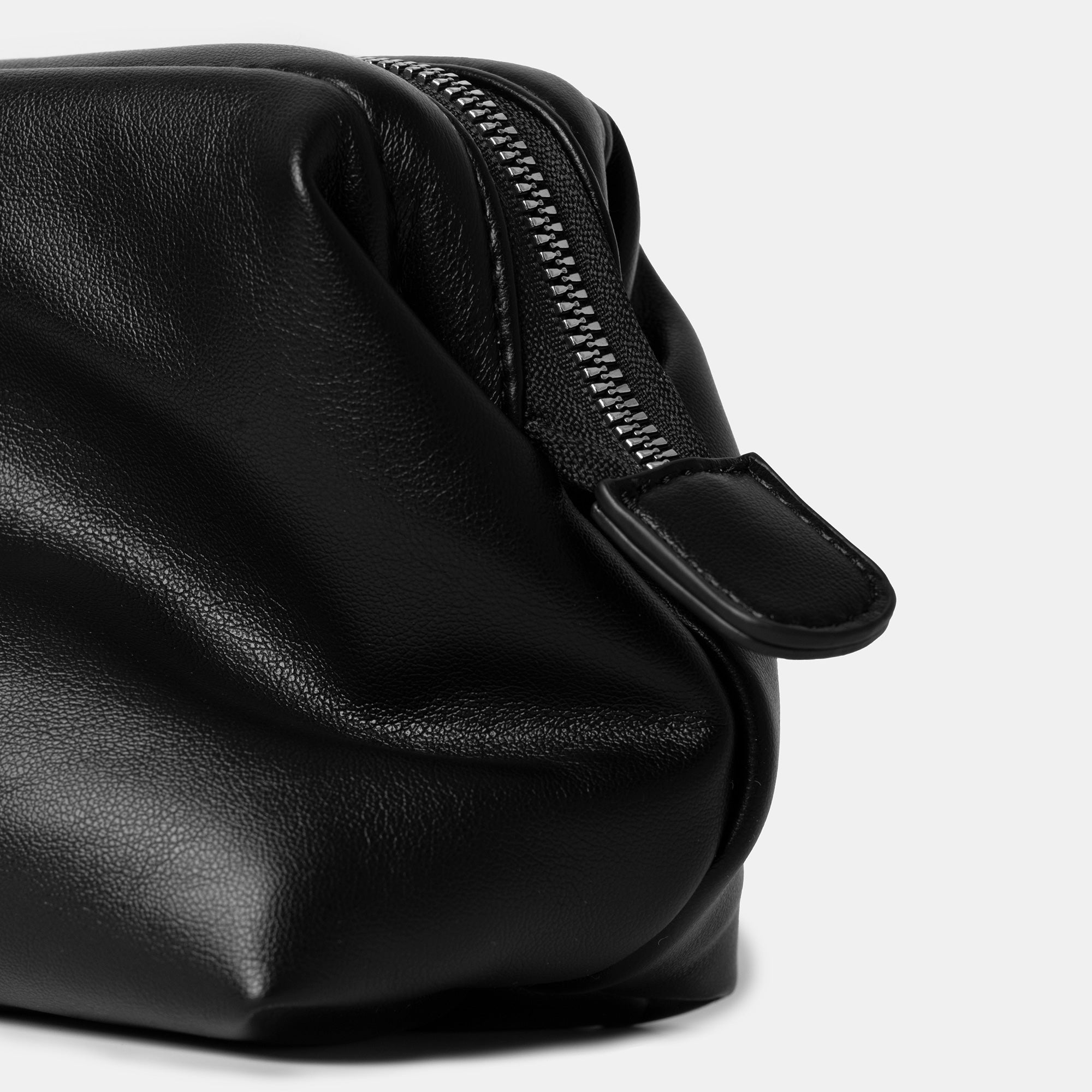 Minimalist make-up tas