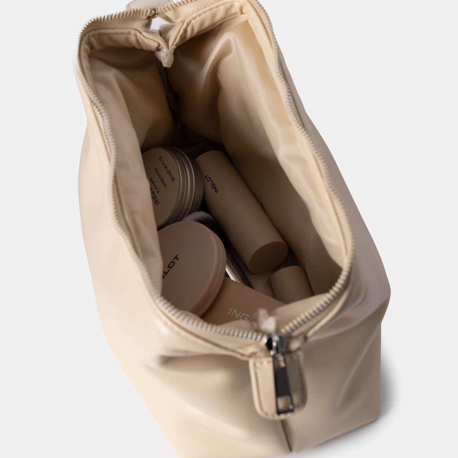 Minimalist make-up tas