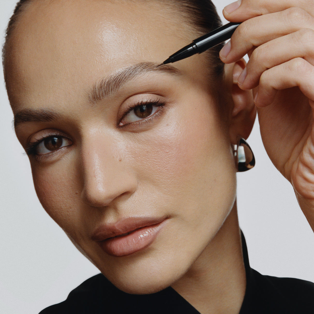 Multi Use Brow & Eye Pen