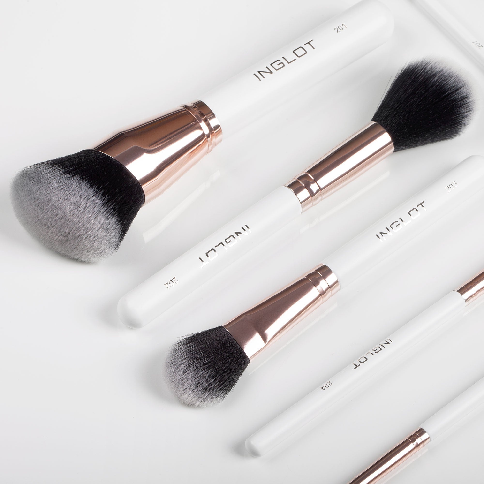 Makeup Brush 203 - Inglot Cosmetics