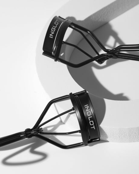 Waarom de INGLOT Professional Eyelash Curler zo geliefd is!