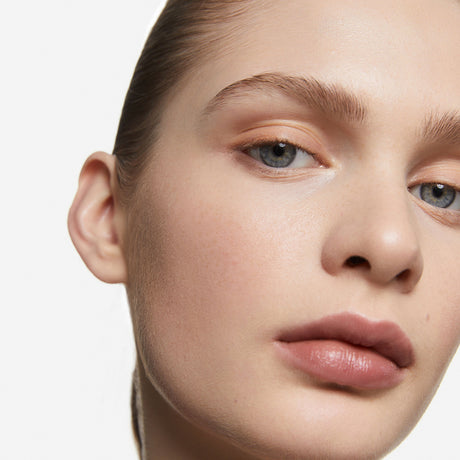 New in: Peptide Lifting Eye Concealer
