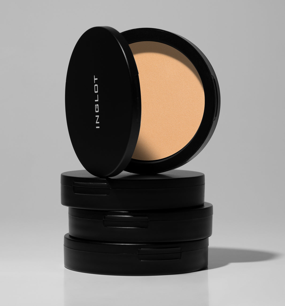 Freedom System Satin Skin Pressed Powder