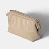 Minimalist make-up tas