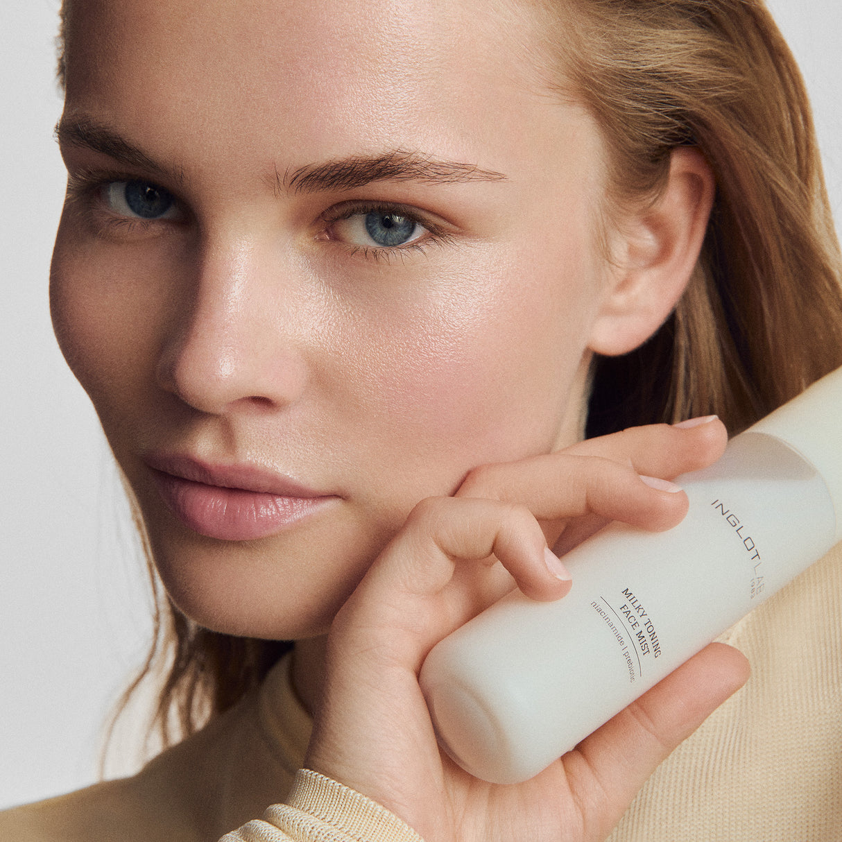 LAB Milky Toning Face Mist